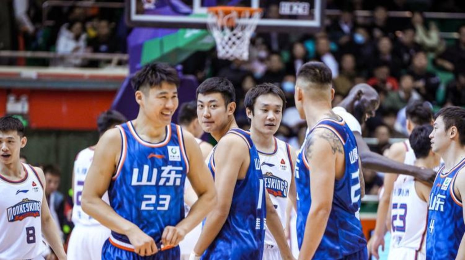 关于关键时刻山东男篮备战欧篮联，调整名单细节曝光，球迷炸锅，身体对抗强度拉满的信息-XingKong Sports