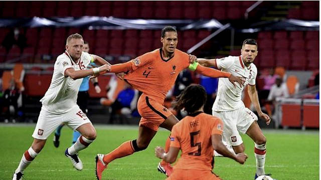 包含赛前欧超杯焦点战；里尔门线救险；震撼外界；球探报告显示潜力的词条