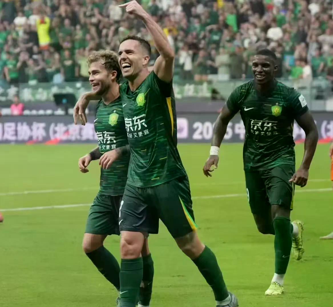 武汉三镇加时末段绝杀压哨，志在国王杯名次提升，质疑声仍在，球队文化再被提及的简单介绍